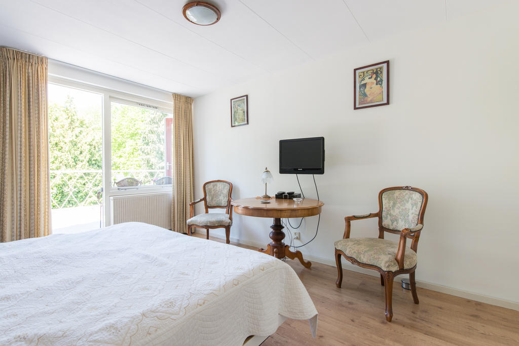 Bed And Breakfast Hoorn Hoorn  Room photo
